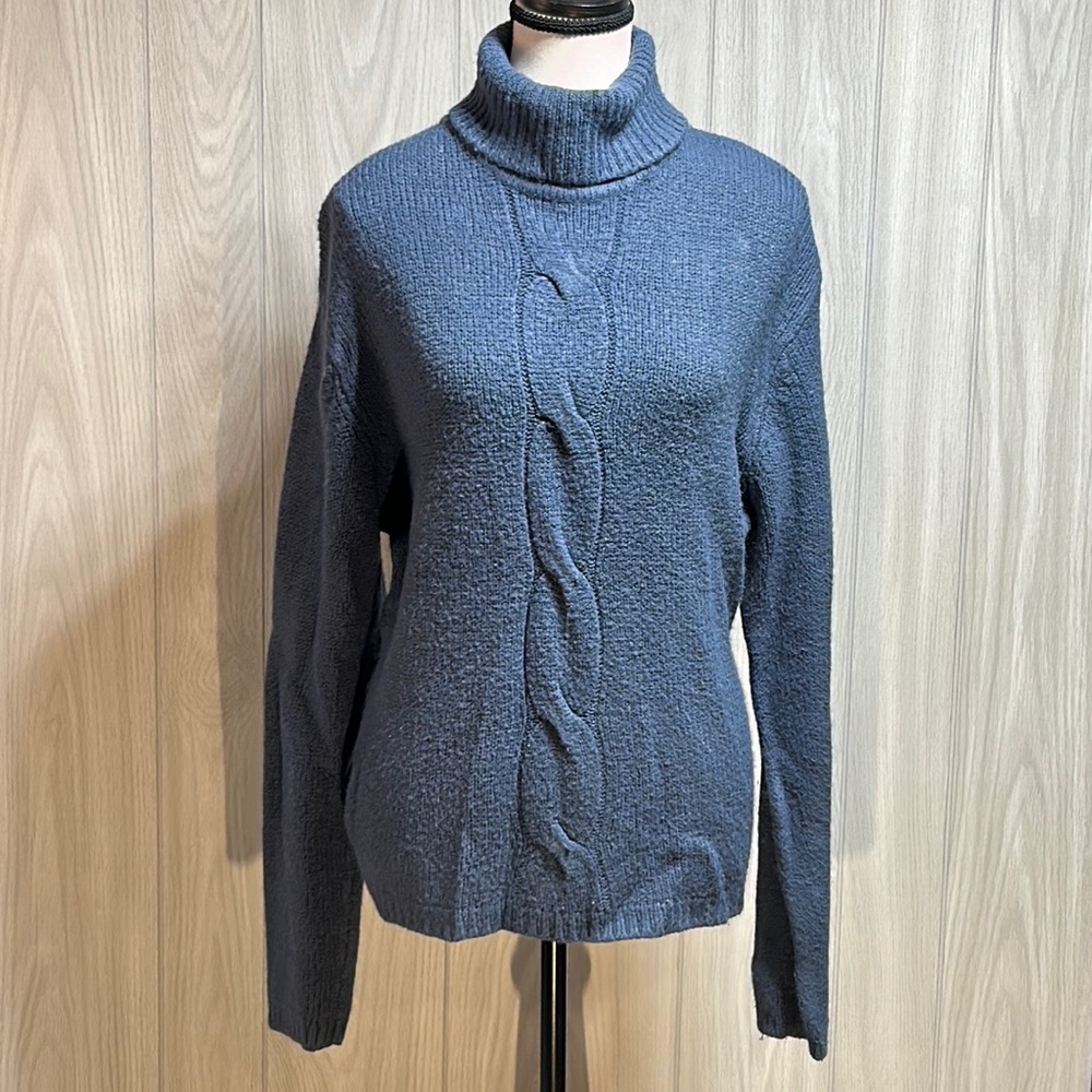 Carolyn Taylor blue turtleneck sweater size XL